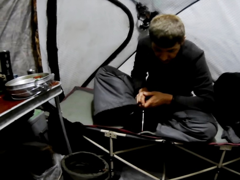 Уютная рыбалка зимой ловля леща зимой