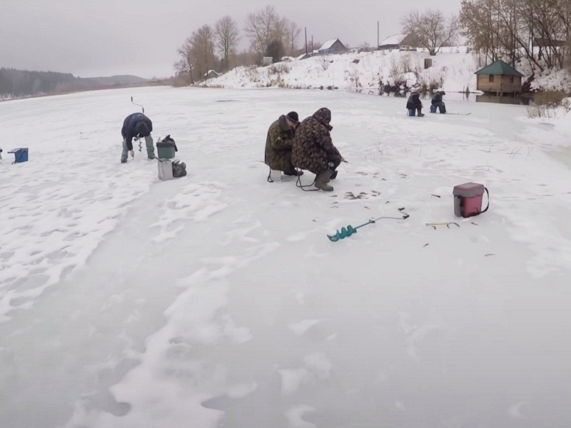 ловля пескаря зимой