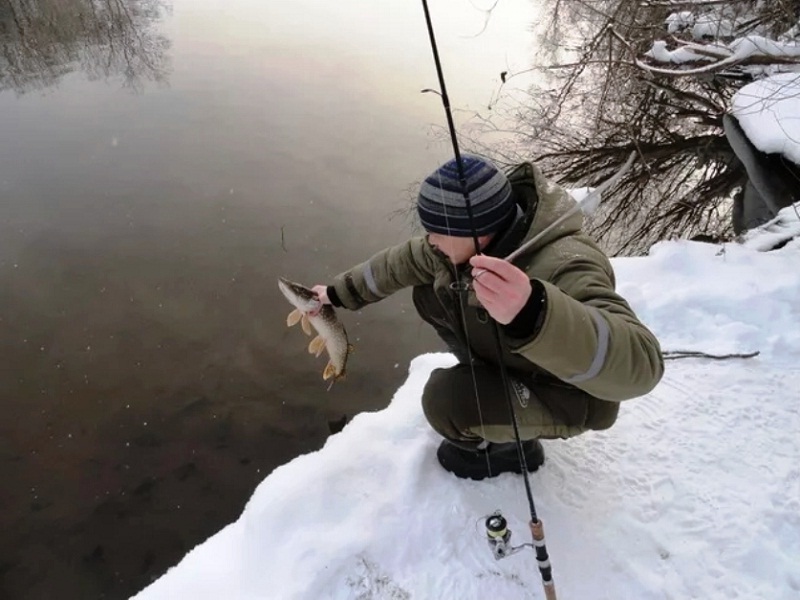 рыбалка осенью на реке