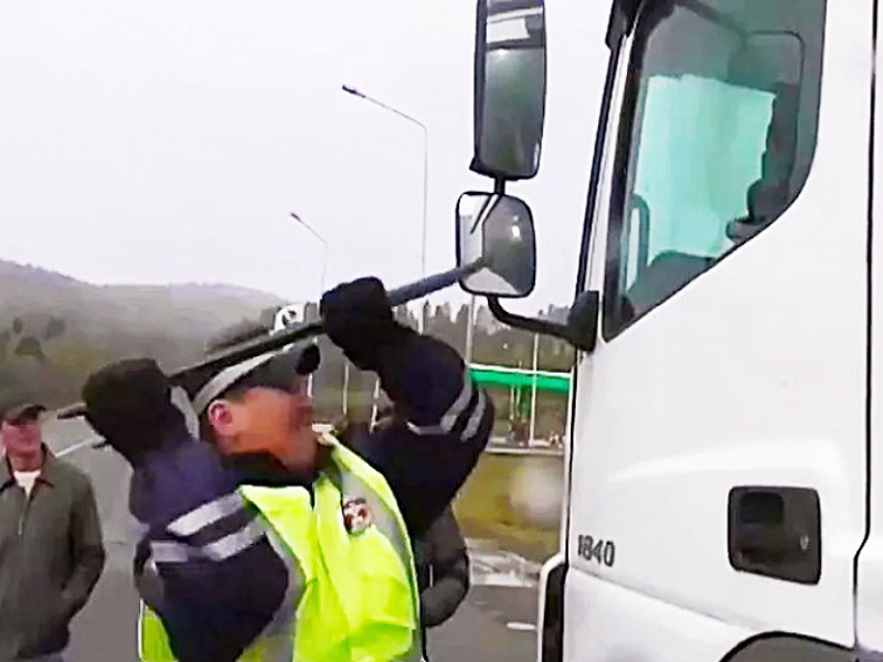 взятка сотруднику гаи