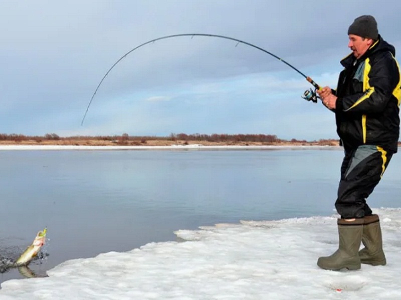 рыбалка со спиннингом