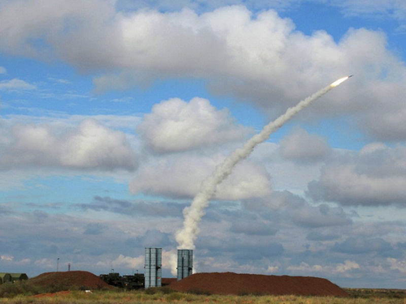 зенитно ракетный комплекс с 300