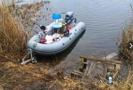 Находят брошенные лодки с рыбой, а в реке – неопознанных