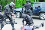Бойцы ФСБ заломали обнаглевшего госинспектора